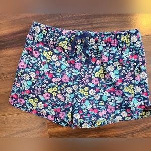 Carters Short for little Girl